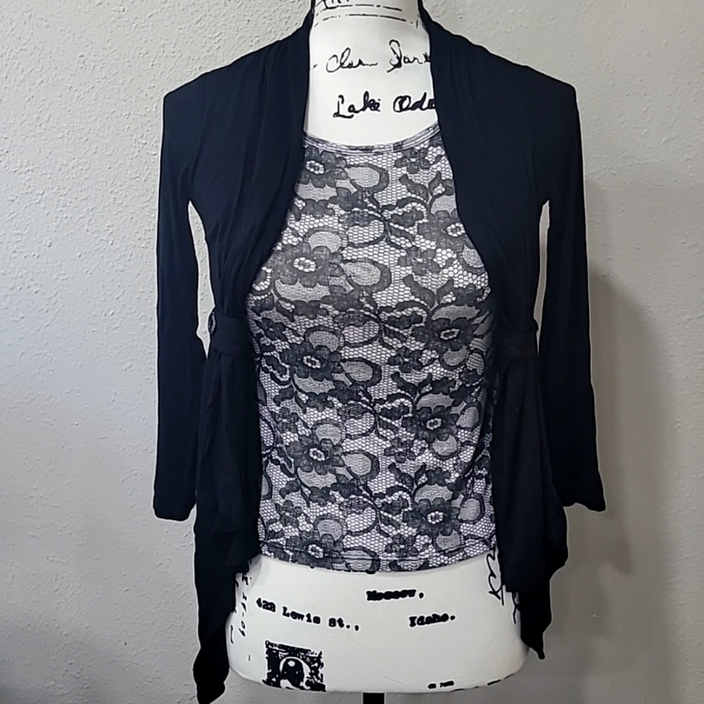 Amy Byer top